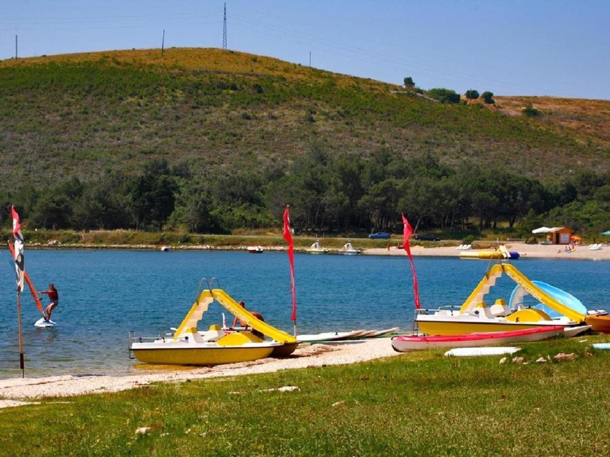 Vami With Sea View Apartment