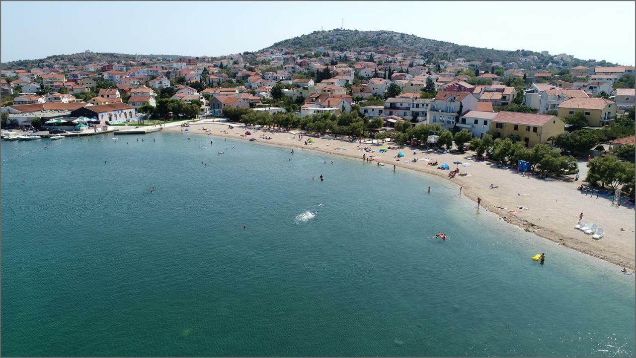 Apartment Vami With Sea View Murter